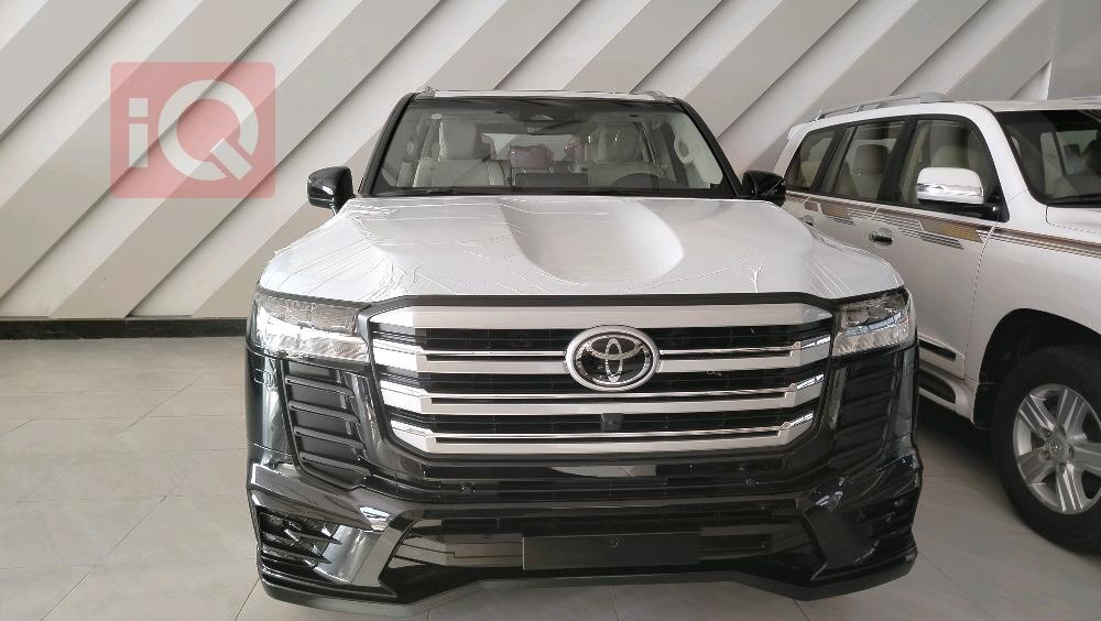 تويوتا لاندكروزر